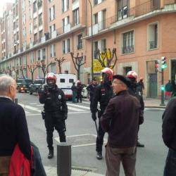 La democràcia que entén Madrid: la Guàrdia Civil deté vuit advocats abertzales al País Basc