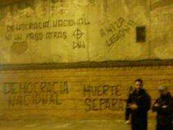 Pintades feixistes a Sant Andreu