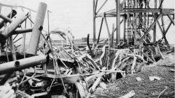 1974 El Front d'Alliberament de Bretanya destrueix amb dinamita un repetidor que deixa sense televisió tota la Baixa Bretanya