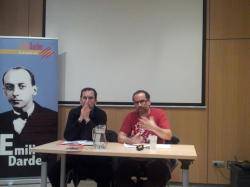 Antoni Rico durant la presentació del libre