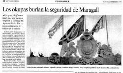 Imatge d'una acció de retirada de la bandera espanyola a l'Ajuntament de Barcelona