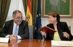 El conveni signat per Lluís Serra, Joaquim Nadal  i Magdalena Álvarez  va suposar un regal de 1122 (1072+52) milions deuros públics a Abertis (poden acabar sent 3000 milions)