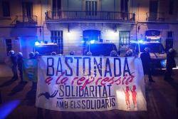 Manifestació a Gràcia en suport amb els Bastoners Solidaris