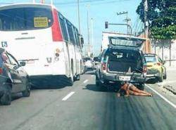 La detinguda morta va ser arrossegada 250 metres