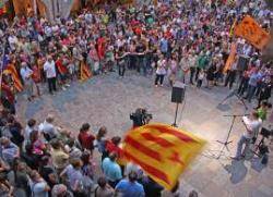 Imatge d'una concentració a la plaça del Vi de Girona 