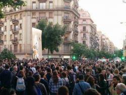 Nova cassaloda a Sants i marxa cap a la Comisssaria de Les Corts