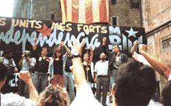 Acte al Fossar de les Moreres l'any 1993, passeig del Born.