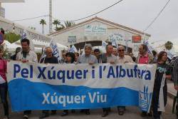 Més de mig miler de persones reclamen al Palmar més aigua i de qualitat per l'Albufera