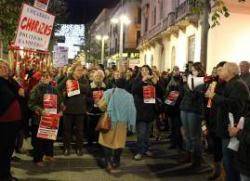 Mataró declara persones ?non grates? Ibern i De Dòria per "l?estafa de les preferents"
