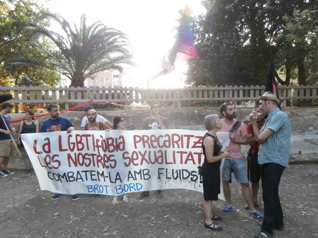 Manifestació del 28J a Tortosa, per l'alliberament lèsbic, gai, bi, trans i intersex