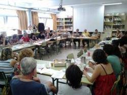 El govern espanyol obliga a pagar una plaça escolar privada en castellà