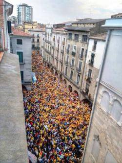 Concentració de Girona a favor de la consulta del 9-N