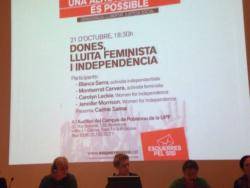 Fotografia de l'acte "Dones, lluita feminista i independència"