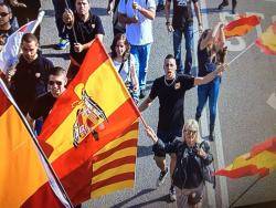 Lluis Serrat en una manifestació ultra