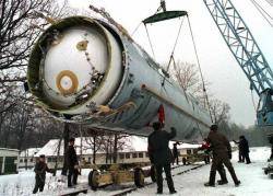 Ucraïna va cedir el tercer arsenal d'armes nuclears al món entre 1994 i 1996