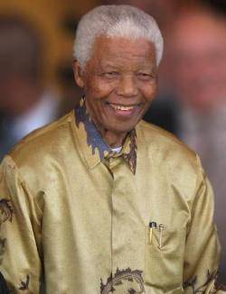 Nelson Mandela l'any 2008 (fotografia: viquipèdia)