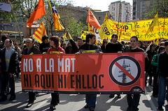 NO a la MAT manifestació de Girona, març de 2008