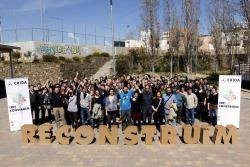 Centenars de persones participen d'una assemblea que reivindica "un canvi radical en les formes de fer política a Sabadell"