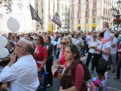 La Marea Blanca aplega milers de persones a Barcelona en defensa de la sanitat pública