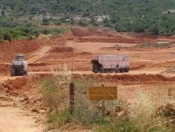 Ecologistes de les terres del Sènia ho consideren una agressió al territori