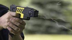 La CUP Pedreguer demana que l'Ajuntament no adquirisca cap pistola "Taser"