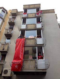 La PAHC-Blanes torna a ocupar un bloc al centre de la població