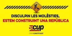 PERDONIN LES MOLÈSTIES, ESTEM CONSTRUINT LA REPÚBLICA CATALANA.