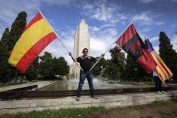 Acte d'homenatge als "caidos por España" davant el monòlit franquista de sa Feixina (Imatge: B.Ramon/Diari de Mallorca)