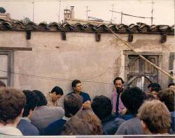 Antoní Massaguer i Xavier Barberà  (poc desprès de recuperar la llibertat) a la inauguració del local de l'MDT de Girona en una imatge de finals de la dècada dels '80.