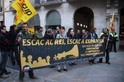 Manifestació antimonàrquica a la plaça del Vi de Girona (Imatge: CUP Girona)