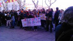 200 persones participen a Perpinyà en la cassolada en defensa de l'ensenyament en català