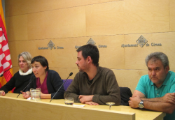 Els quatre regidors i regidores de la CUP-Crida per Girona han comparegut aquesta tarda per valorar la dimissió dAlbert Ballesta