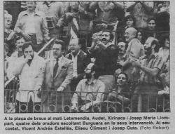 Lluís Maria Xirinacs, a la Plaça de bous de València, junt a Joan Fuster i altres intel·lectuals valencians