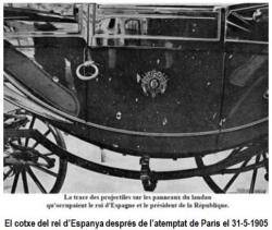 Cotxe del rei d'Espanya després de l'atemptat de París