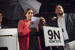 Ada Colau i Oriol Junqueras, en un acte sobre la consulta del 9N. Font: Crític / Sandra Lázaro