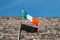 1937 L'Estat Lliure d'Irlanda esdevé la República d'Irlanda