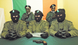 Dues faccions republicanes (ONH i New IRA) reivindiquen accions armades