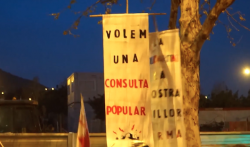 Més de 700 persones es manifestan a Esplugues de Llobregat contra el Pla Caufec