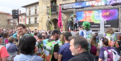 Otxandio aplega una multitud de persones a l'inici de la 20a edició de la Korrica