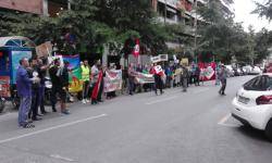 Manifestació davant del consulat marroquí del carrer de la Creu de Girona