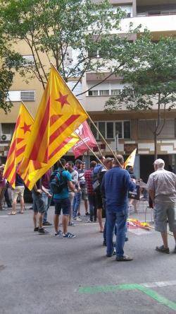 Concentració contra la visita de Felip VI a l'Auditori de Girona en motiu de l'acte anual de la Fundación Princesa de Girona (29/06/2017)