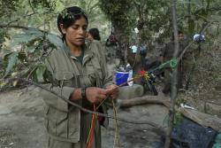 Un fotograma de 'Bakur', film que retrata la quotidianitat de les guerrilleres del PKK. Font: Directa