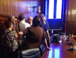 Represaliats del 1992, junt a la diputada per la CUP-CC Gabriela Serra, retreuen a Garzón la responsabilitat de les tortures als detinguts en operacions ordenades pel magistrat