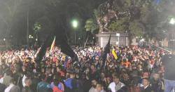 Celebració chavista a la Pl. Bolívar de Caracas