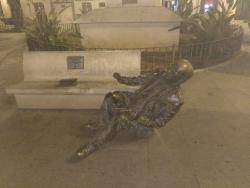 Nou acte vandàlic contra l'estàtua d'Estelles a Burjassot