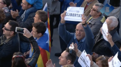 Títol de la imatgeMig miler de persones a Vallfogona de Balaguer un emotiu homenatge a la consellera Meritxell Serret