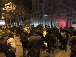 Centenars de persones davant del museu de Lleida