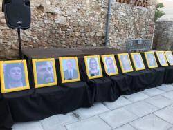 Les fotografies dels presos pol&iacute;tics i exiliats fan el cim a l'agulla del cavall Bernat de Montserrat