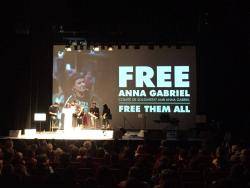 Milers de persones participen a Sallent en dues jornades solidàries amb Anna Gabriel