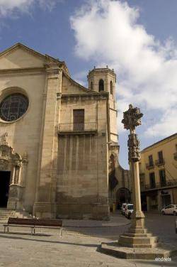 El Casal Popular el Rostoll demana la retirada del monument franquista de la Creu de Terme de la plaça Major de Tàrrega